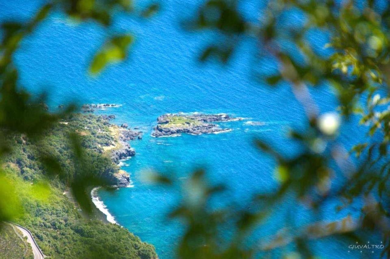 Comfortable Apartment In Maratea With Sea View 95 M² + Parking Bagian luar foto