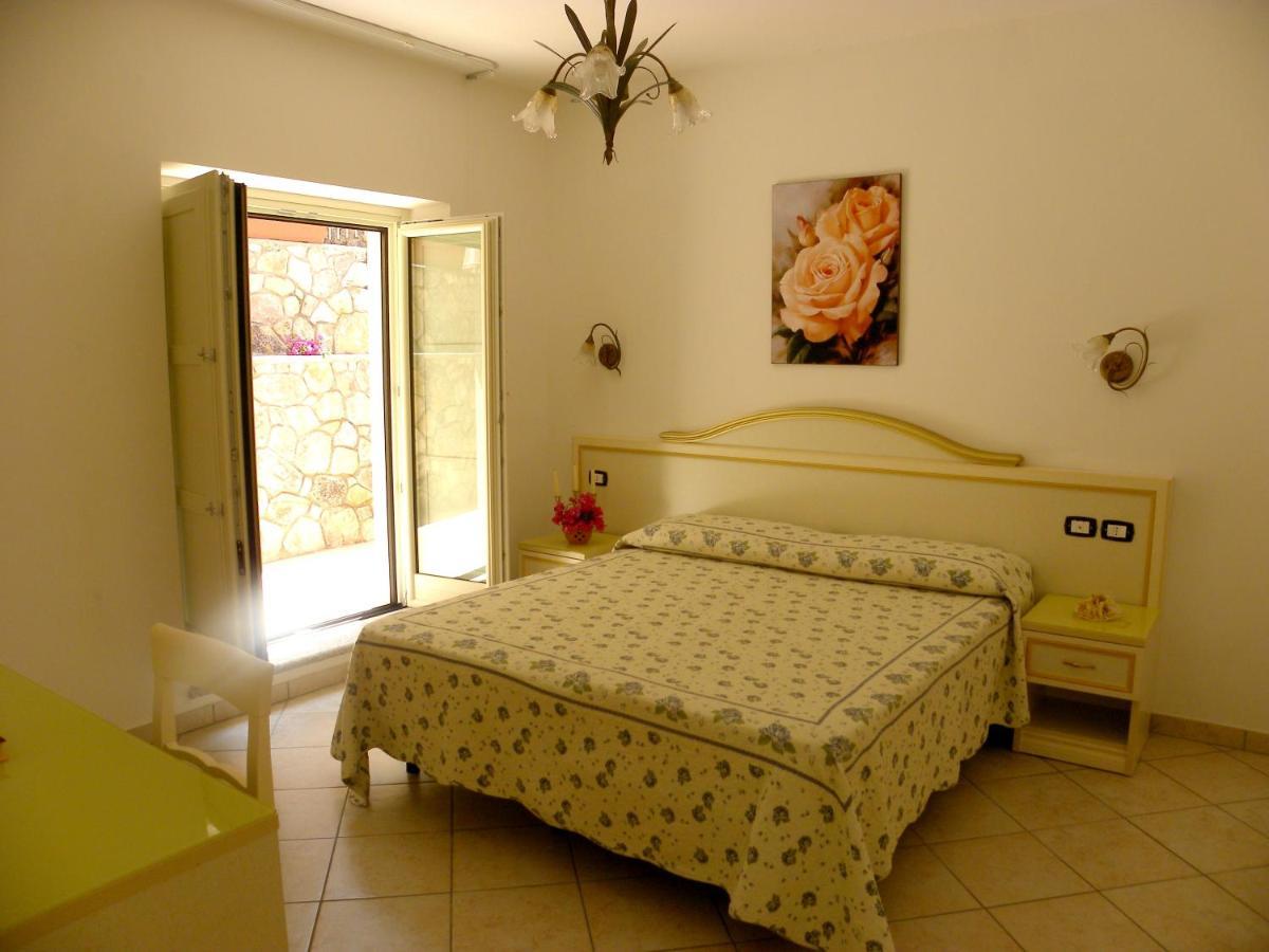 Comfortable Apartment In Maratea With Sea View 95 M² + Parking Bagian luar foto
